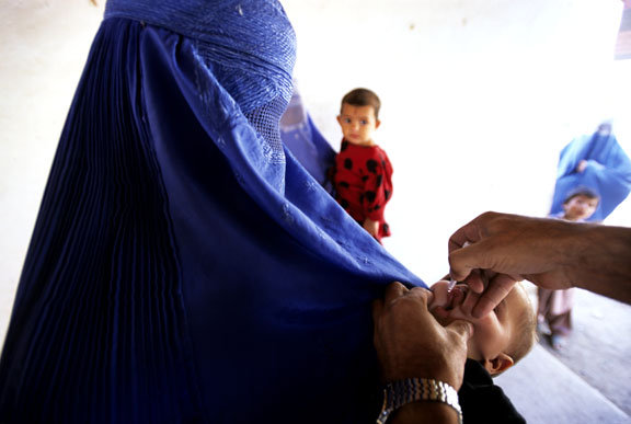 Pakistan polio immunization activities