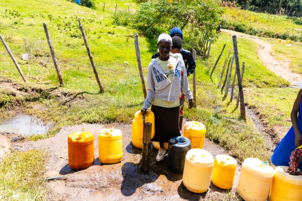 Clean water Kenyan families when Every Drop Counts