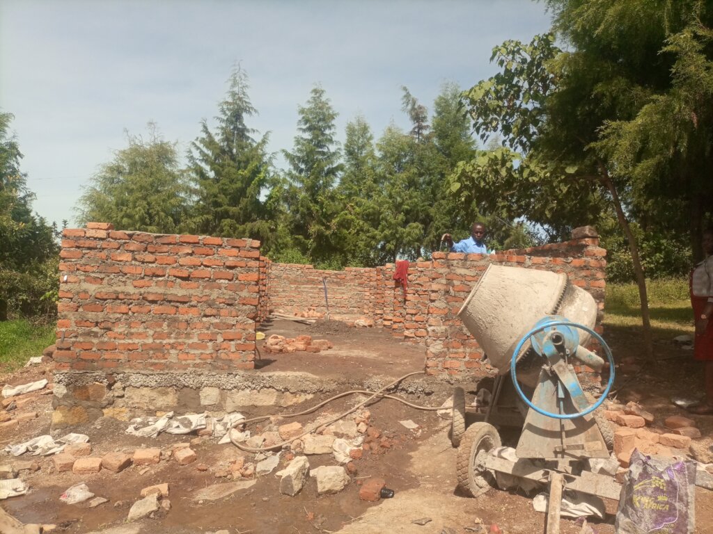 Clean water Kenyan families when Every Drop Counts