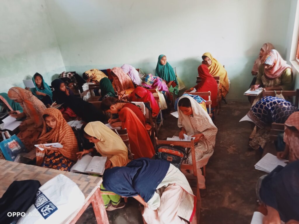 A full Class room