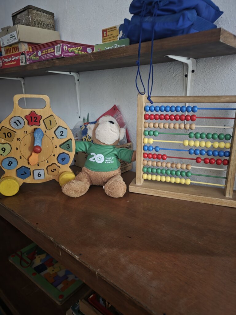 Support Rainforest Families Access Health & School