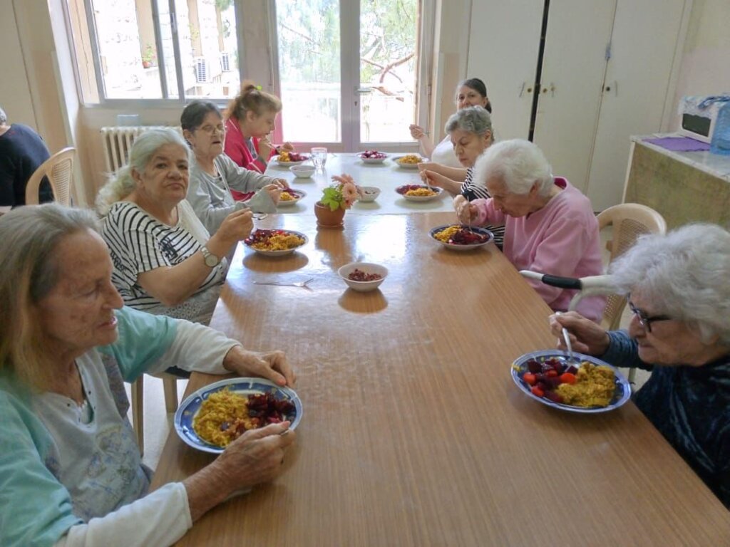 20,000 Hot Meals for Displaced People in Lebanon