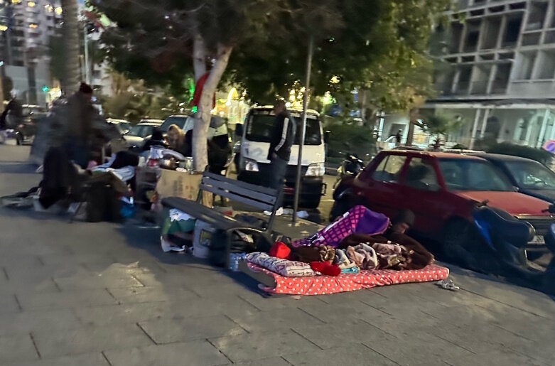 Feed Families in War-Torn Lebanon: Food Aid & Emer