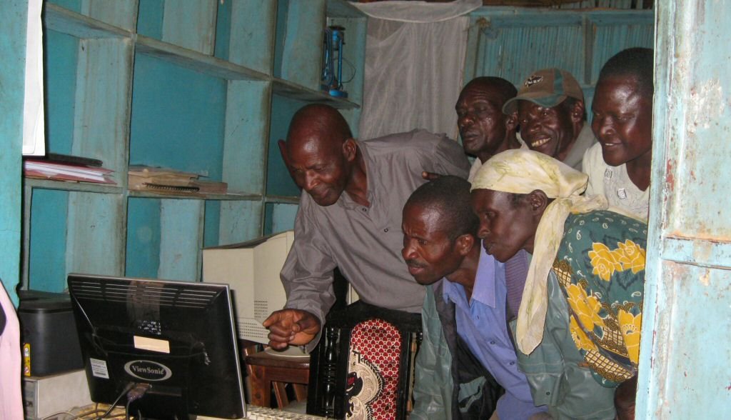 Break the Digital Divide in Rural Western Kenya
