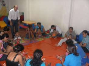 mothers early stimulation training sesion