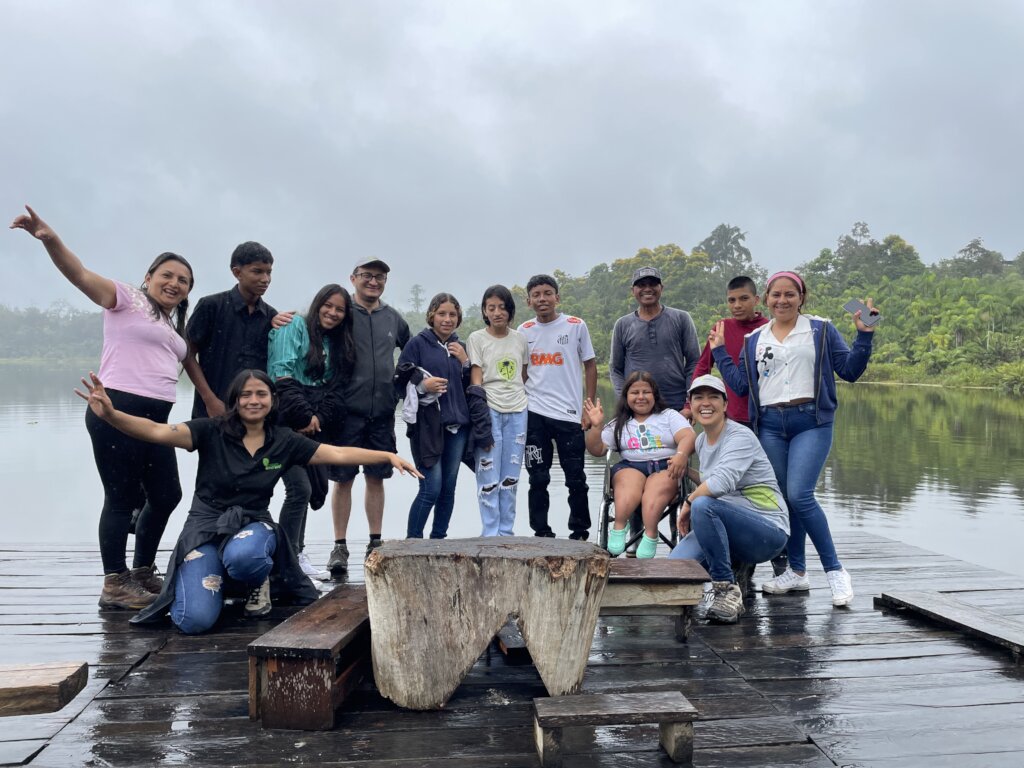 Train 20 Young Forest Guardians in Ecuador