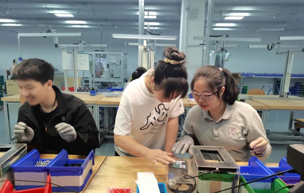 Light Up Their Path: Autism Youth Career Experienc