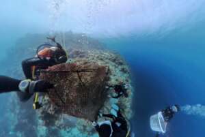 Cleaning Ghost Gear