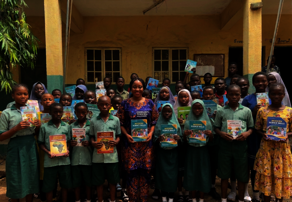 Distribute 500 School Kits to Borno Refugees