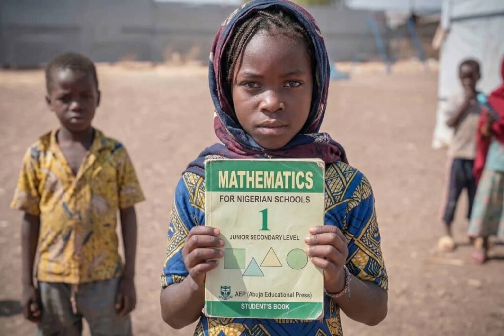 Setup 3 Mobile Libraries for IDP Camps in Yobe