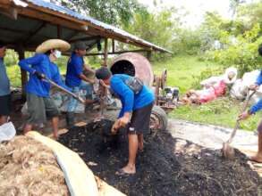 BFS students make compost as organic fertilizer