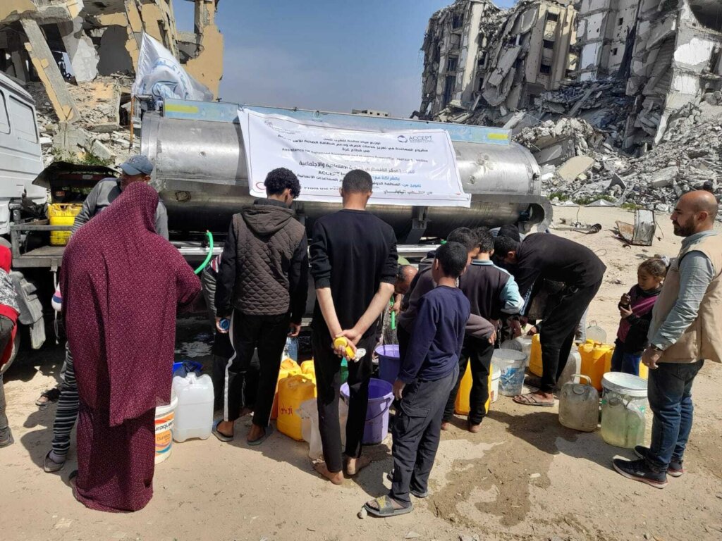 Water distribution support in action