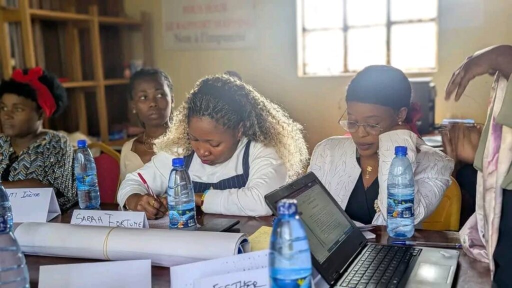 Build bridges through social dialogue in DRC