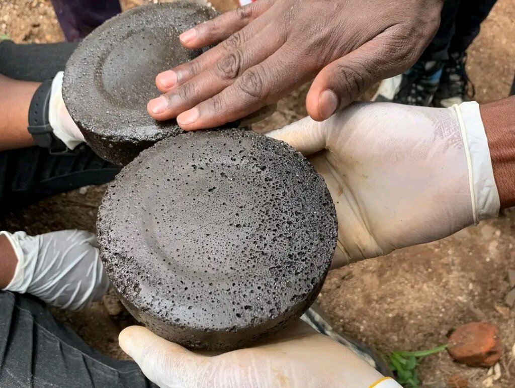 Transform plastic waste in pavers in DRC