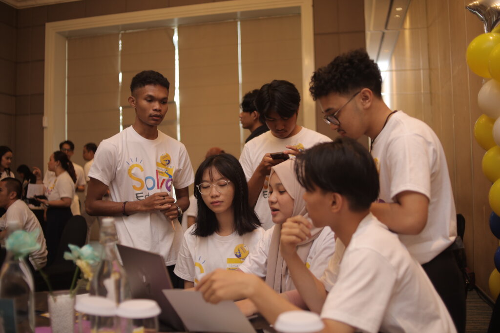 Future-ready skills for 10,000 youth in Indonesia