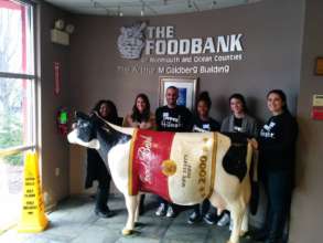 Interns Move for Hunger