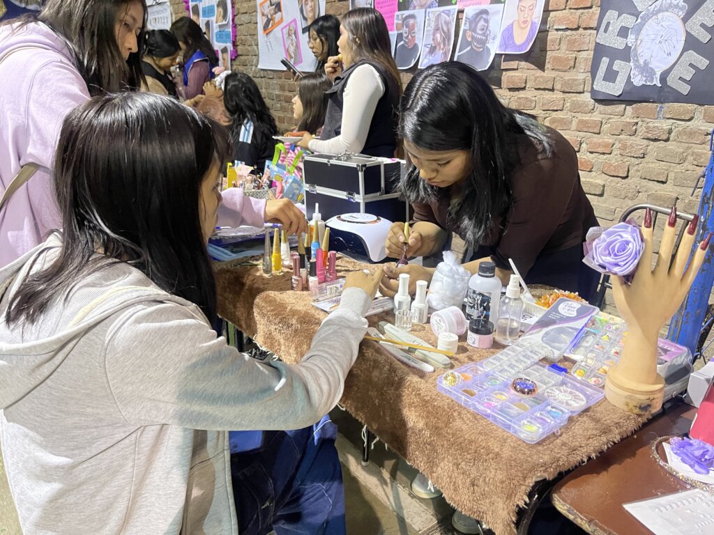 Create brighter futures by fair income in Bolivia