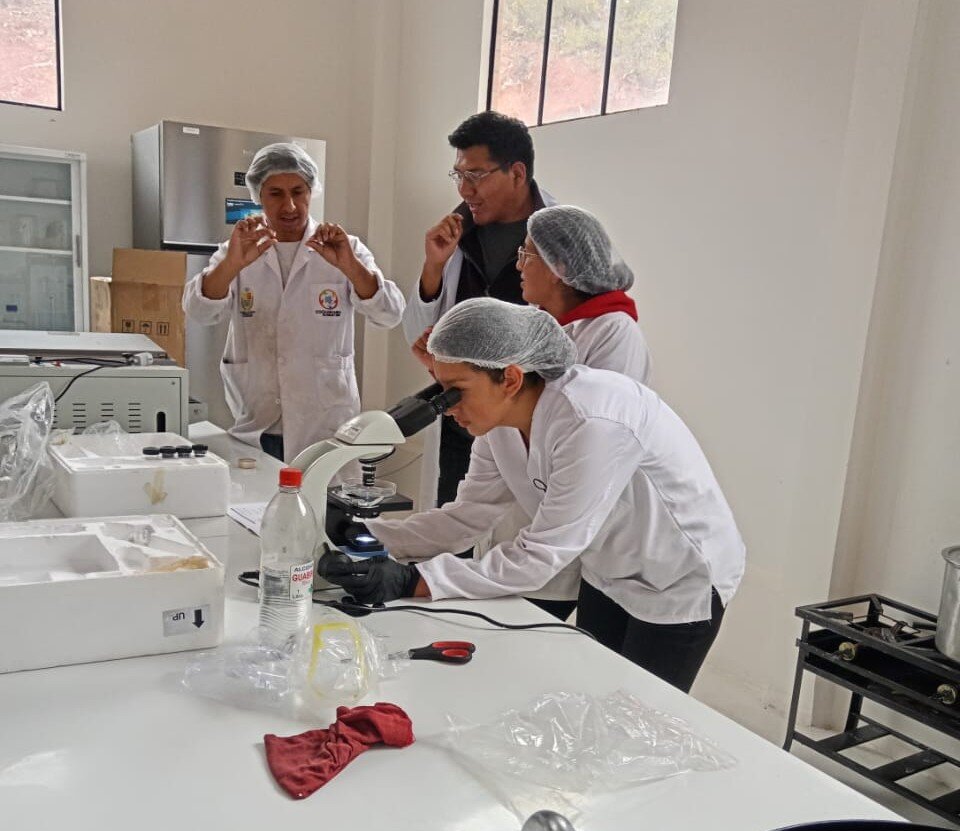 Create brighter futures by fair income in Bolivia