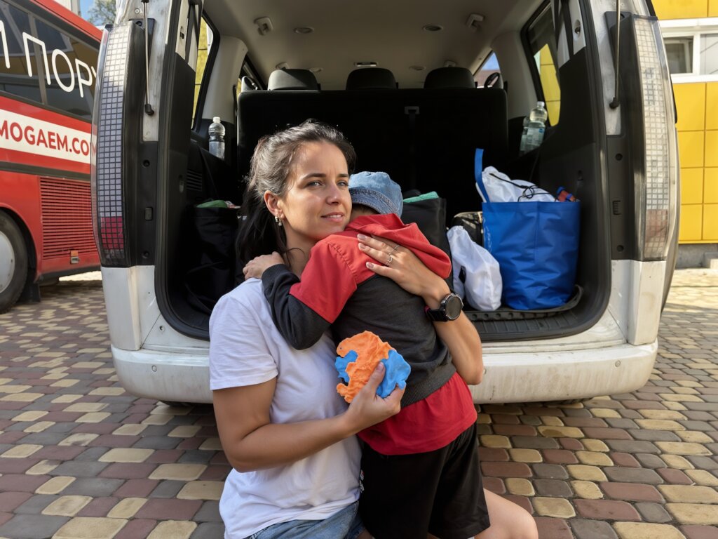 Mobile Aid for Ukraine's Frontline Villages