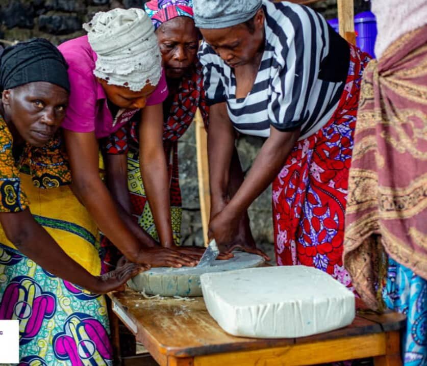 Training  vulnarable women in  soap making