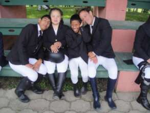 Equipo de EQUITACION DE JOVENES DE CASA HOGAR