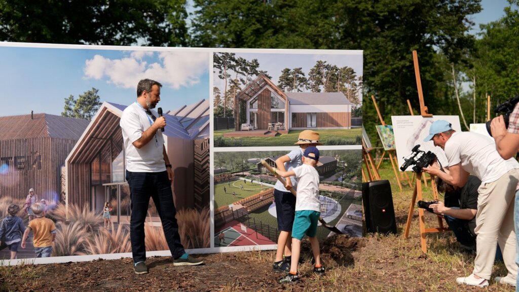 Build a Childhood Rehabilitation Center in Ukraine