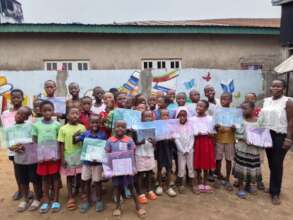 Group photograph with volunteer after the session