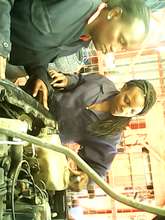 Automechanics girls training