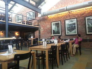 Cafe Zoe: Photos on walls are original building!
