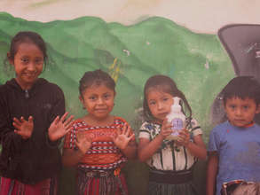 Children with new Baobab soap in Tzanchaj