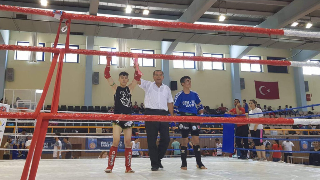 Help Coach Ali Reach the World Championships!