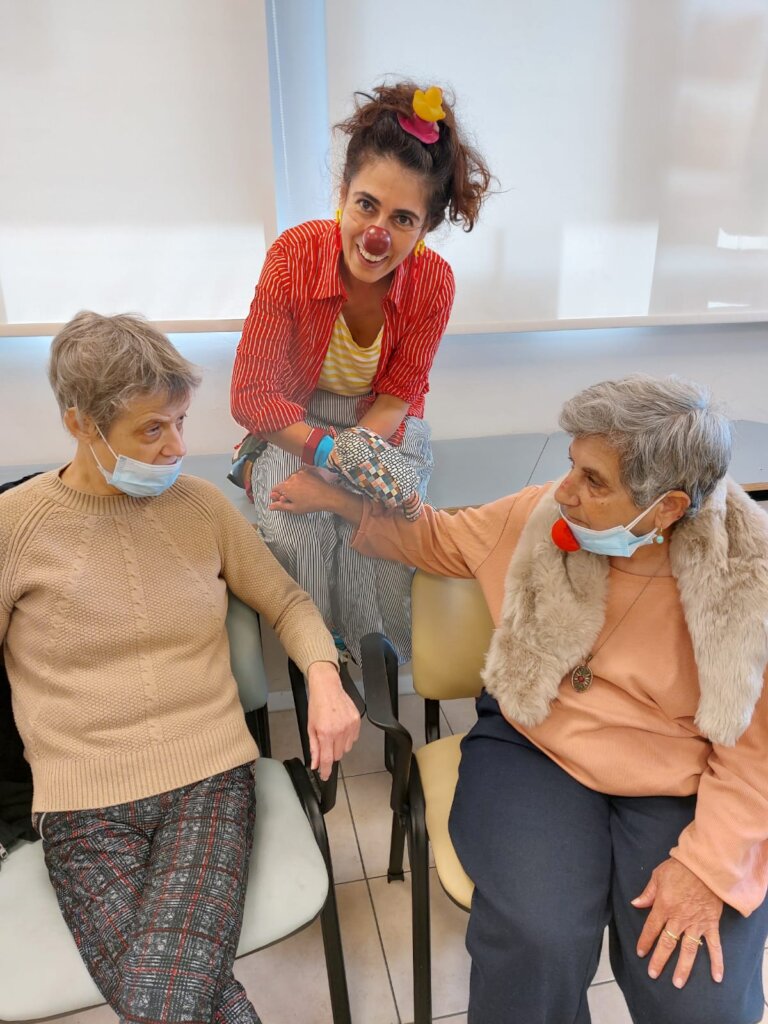 Chimes Israel Elderly with Medical Clown