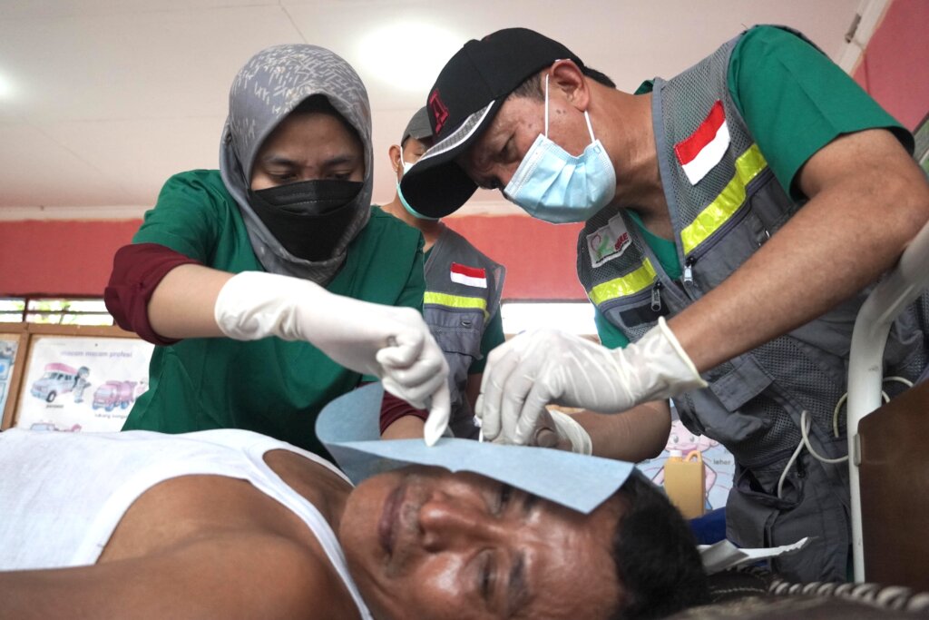 Floating Hospitals Bring Care to Remote Indonesia
