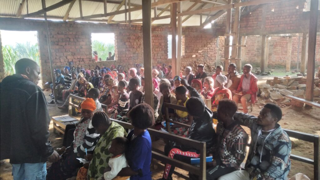 Support Indigenous Women in Kabare Teritory.