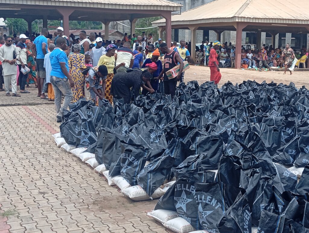 Build a Food Bank for Displaced Families in Okigwe