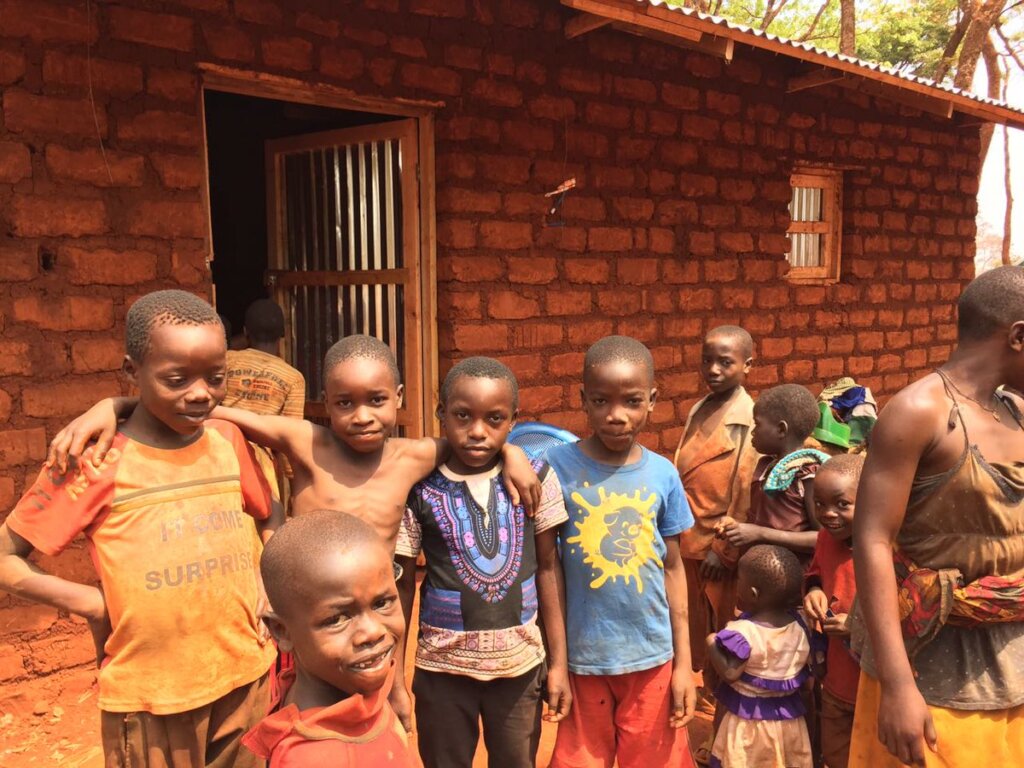 Free Medical Care For Elders and Orphans Refugees.