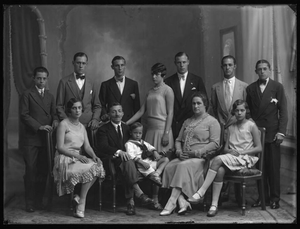 Preserving Argentina's Photographic Memory