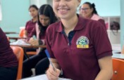 A Brighter Future for Pavas Girls