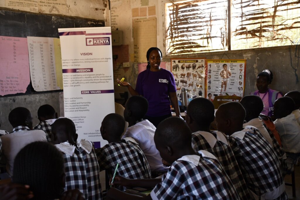 Safeguarding 800 Children,Online Safety & Literacy