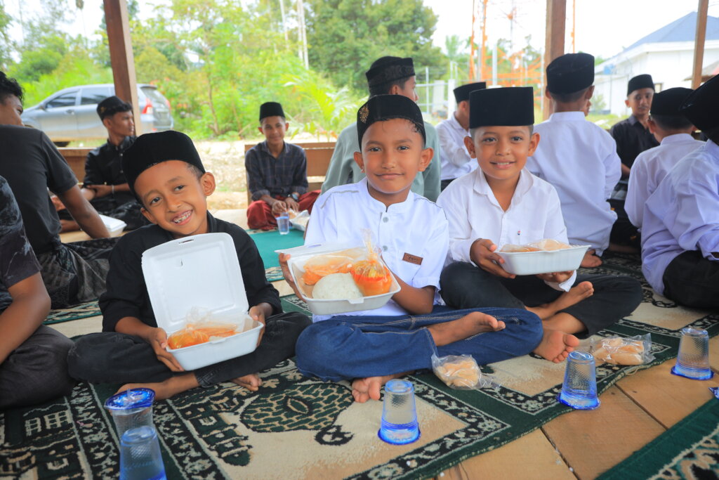 Provide Food Security for Underprivileged Student