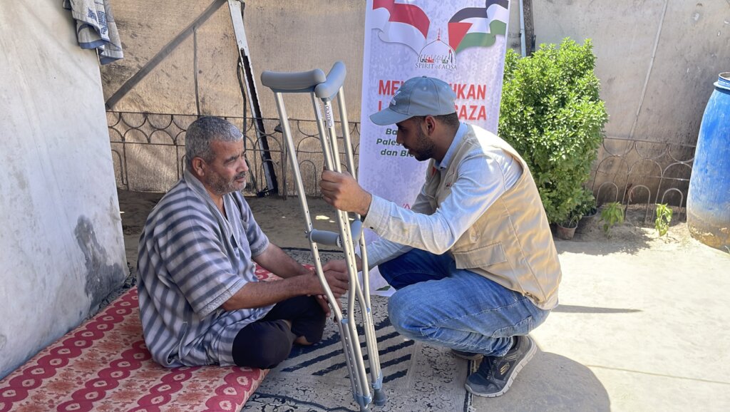 Support Recovery for Injured Amputees in Gaza