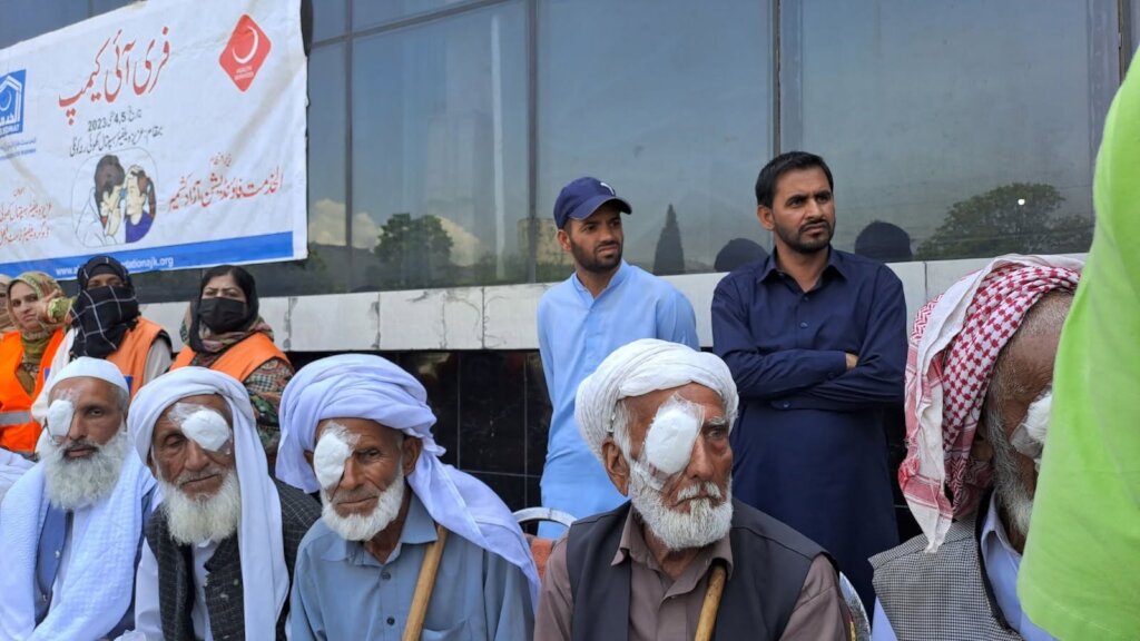 Free Cataract Surgeries of 1000 Poor Pakistani