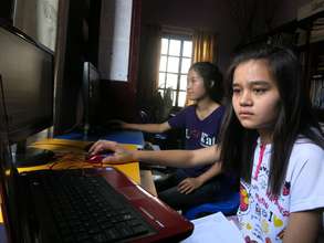 Khine & Ma utilizing computers for research
