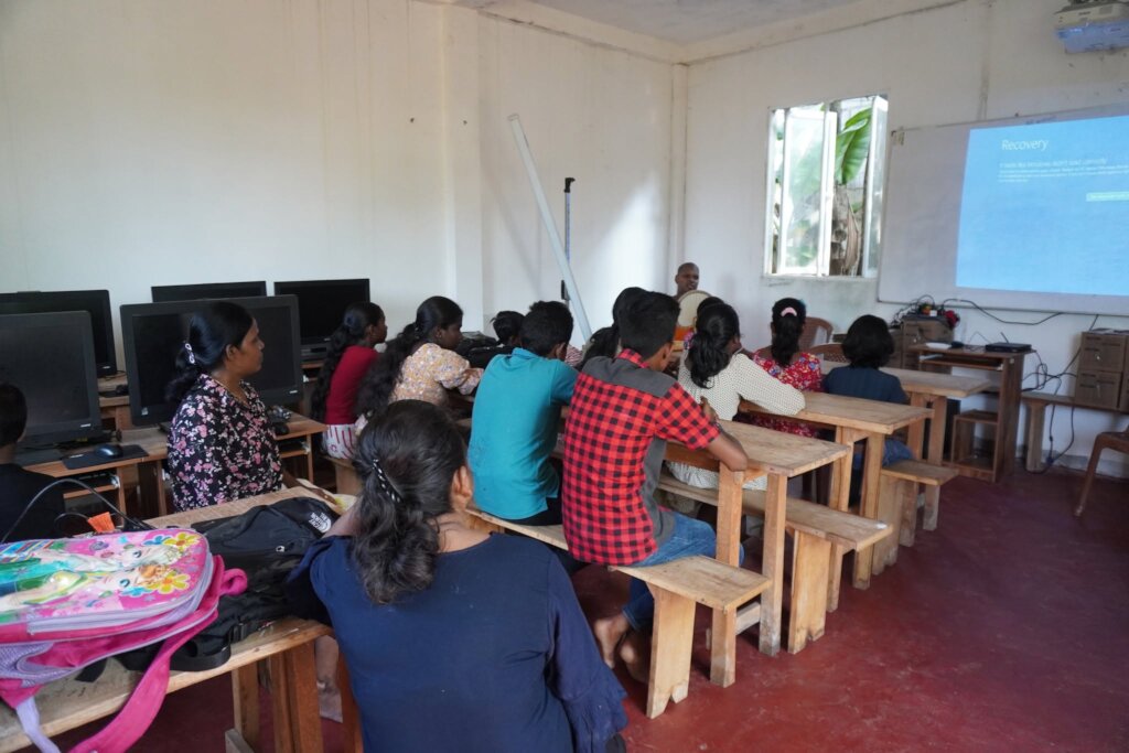 Build a Global IT Centre in Rural Sri Lanka