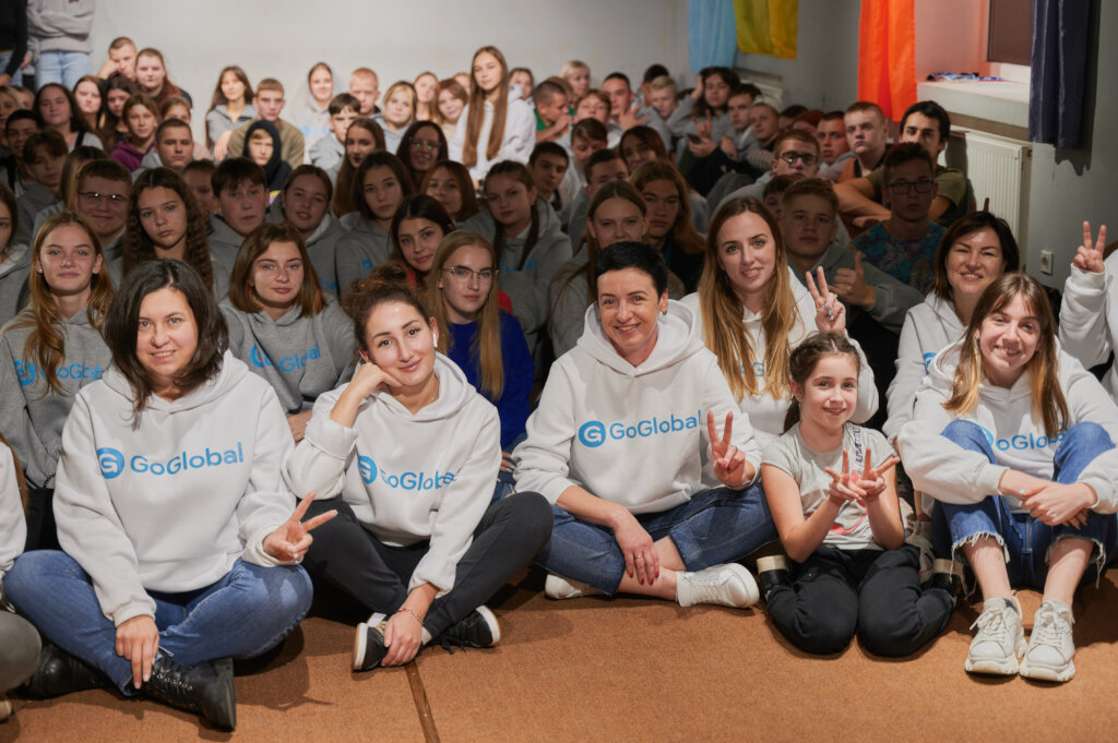 Support 1 000 Children in Frontline Ukraine