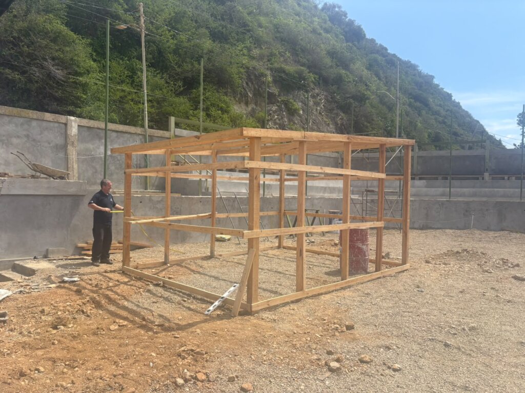 Frame for the shelter kit