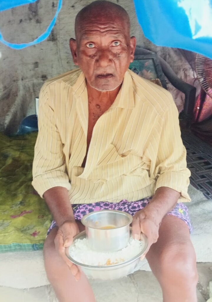 Urgent Daily Hot Meals for 40 Destitute-elderly
