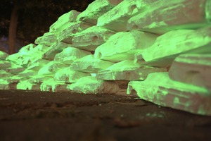 Glow in the dark car wall by De la Torre