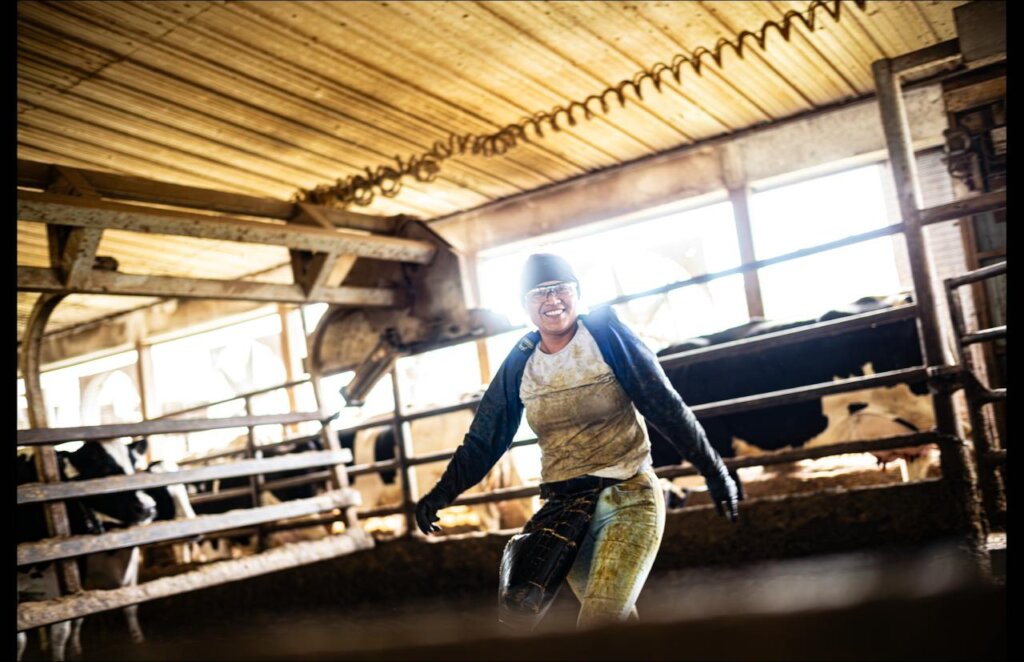 Aqui Estamos: Vermont's Dairy Farmworker Women