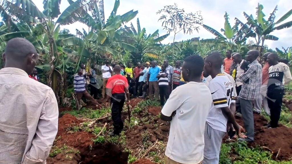Help 1,000 Ugandan Farmers Grow Food & Plant Trees